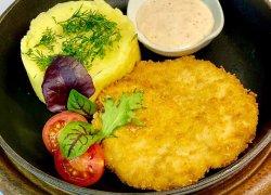 149_сковородка с курячою котлетою.jpg.ths